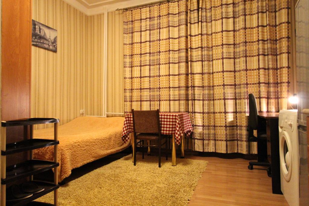 Nadezhda Apartments On Kabanbay Batyr 122 Almaty Quarto foto